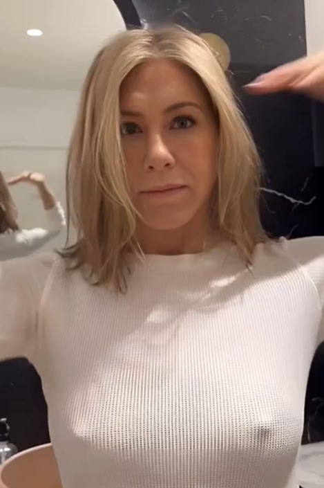 Jennifer Aniston Wows Fans with Stunning Beach Look — Here’s What Keeps Her Fit and Glowing